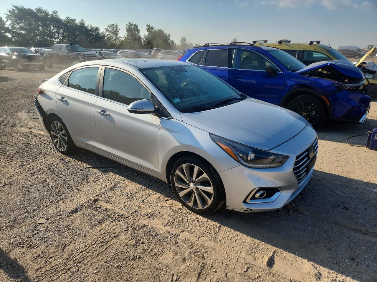 2021 Hyundai Accent Limited Silver vin: 3KPC34A63ME128681