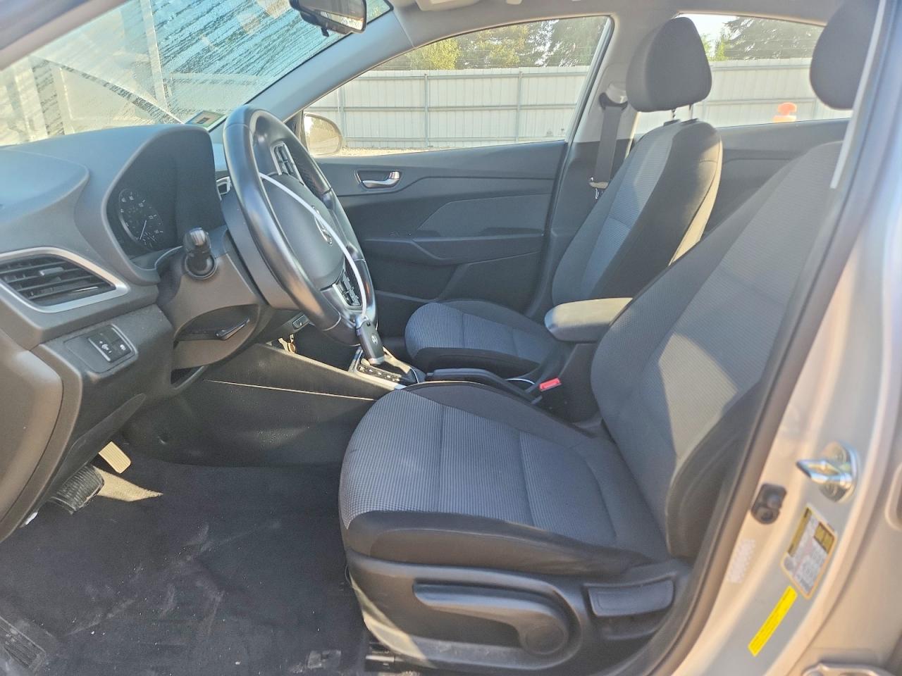 2021 Hyundai Accent Limited Silver vin: 3KPC34A63ME128681