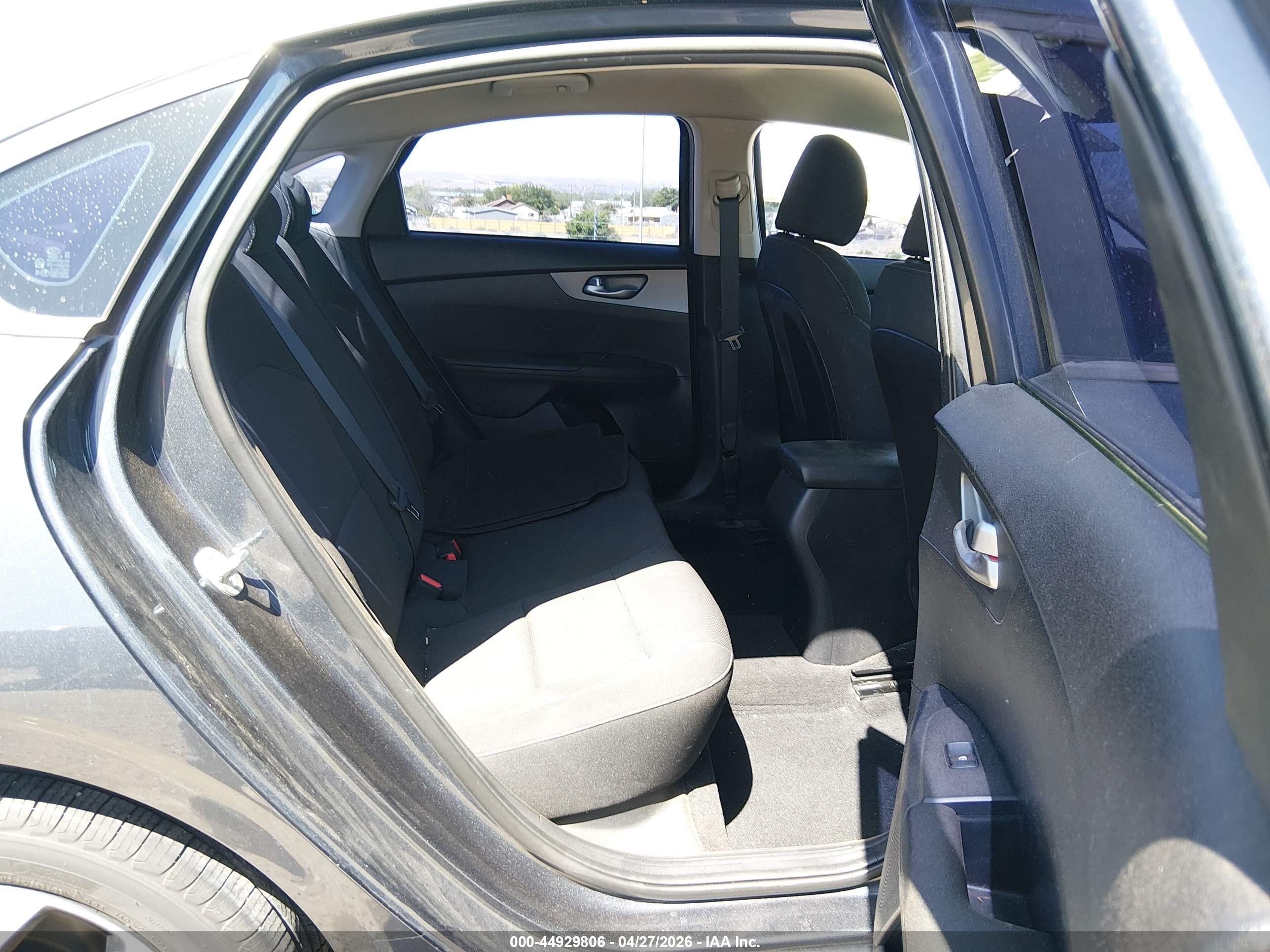 2019 Kia Forte Lxs Серый vin: 3KPF24AD0KE069469