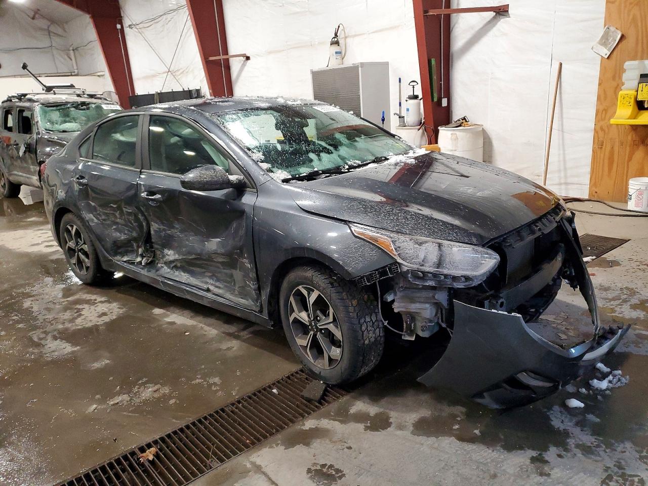 2020 Kia Forte Fe Gray vin: 3KPF24AD0LE148237