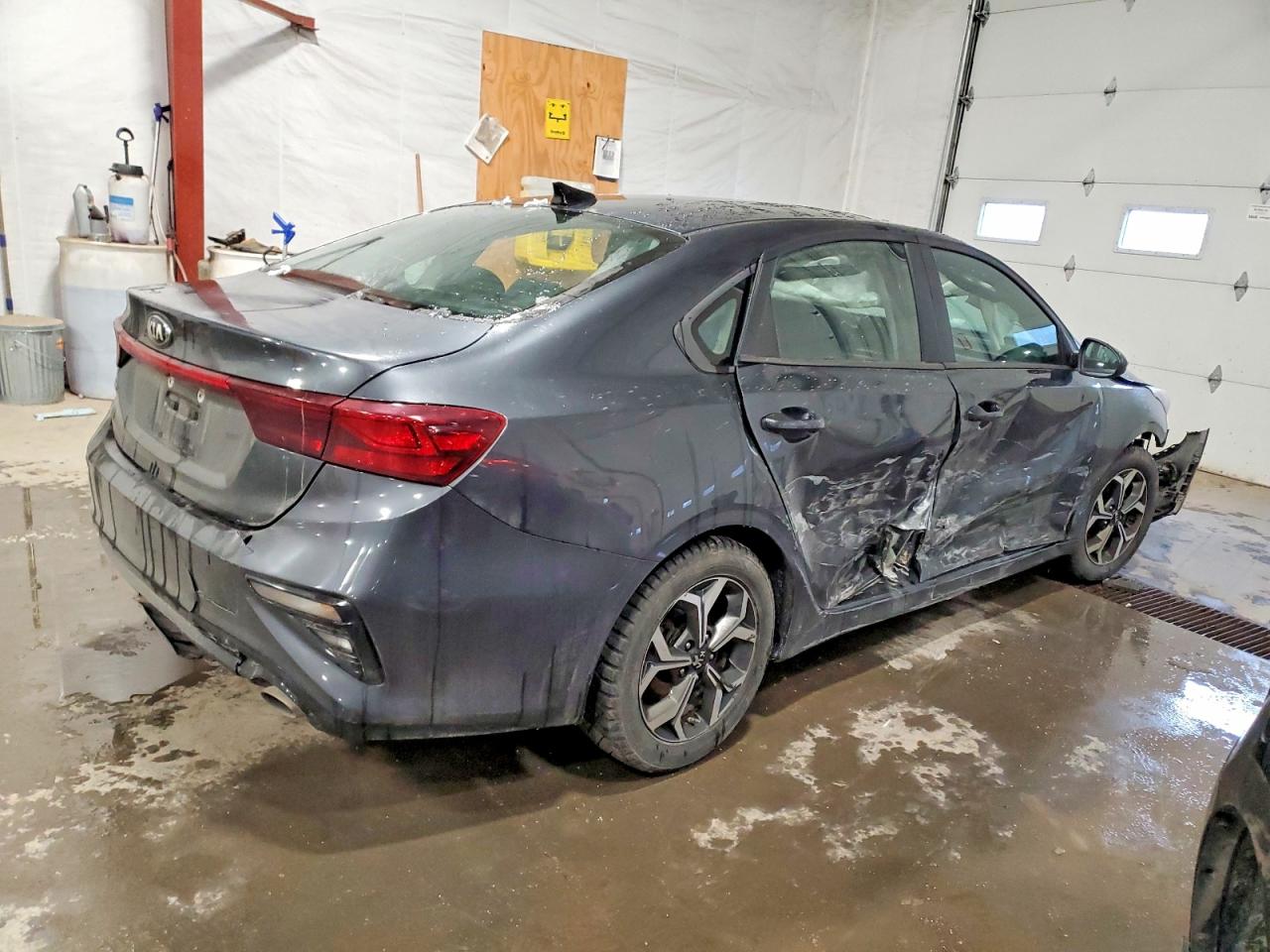 2020 Kia Forte Fe Gray vin: 3KPF24AD0LE148237