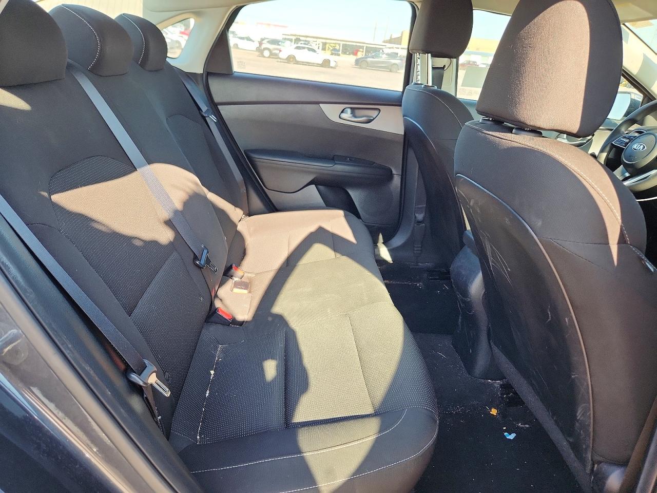 2020 Kia Forte Fe Gray vin: 3KPF24AD0LE165393