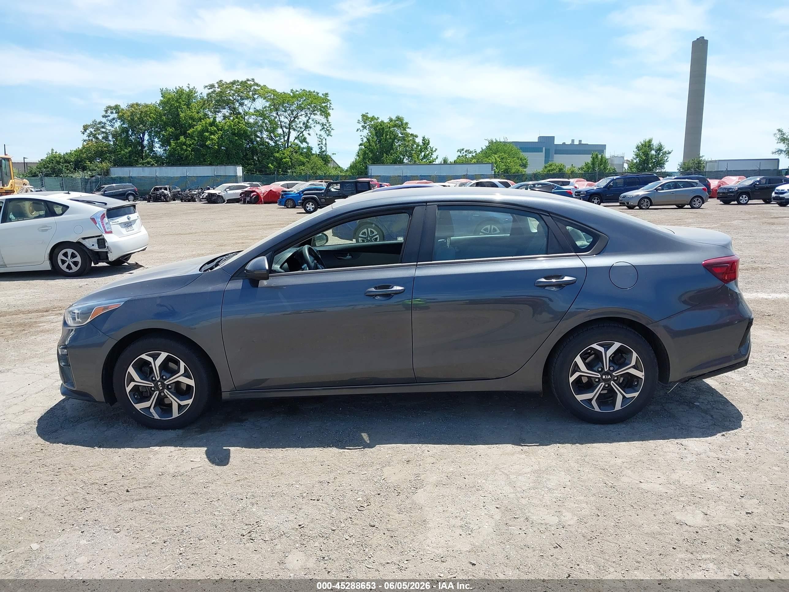 2020 Kia Forte Lxs Серый vin: 3KPF24AD0LE226225
