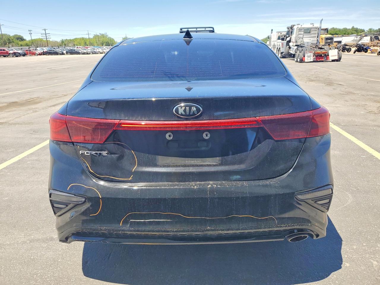 2020 Kia Forte Lxs Black vin: 3KPF24AD0LE231005