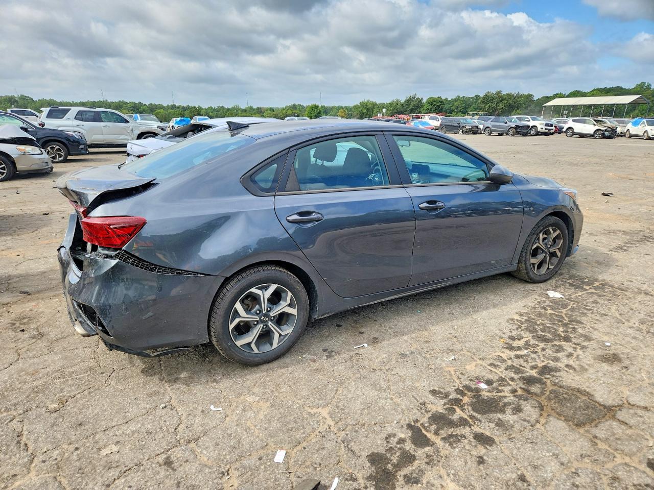 2021 Kia Forte Lxs Gray vin: 3KPF24AD0ME349430