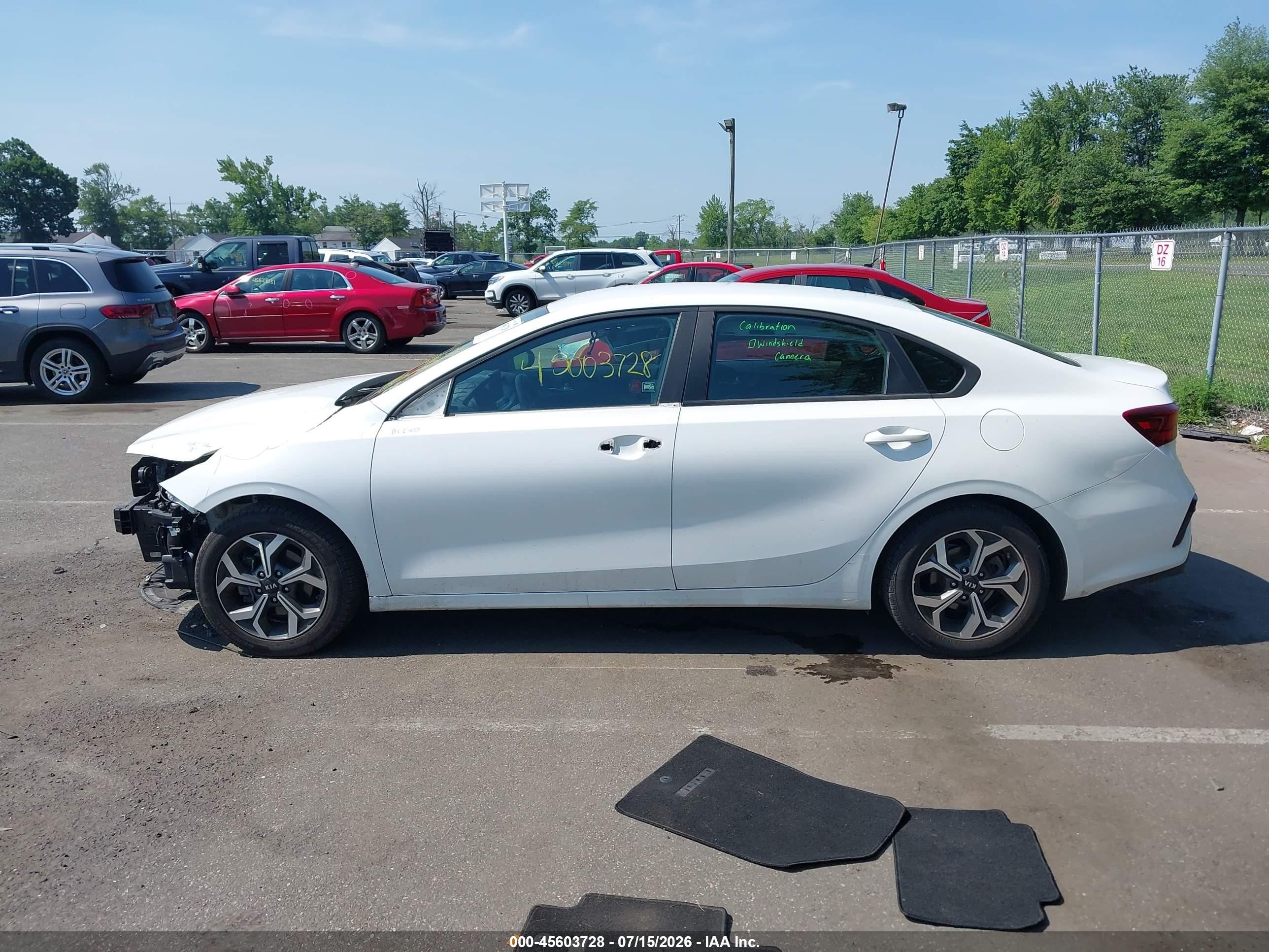 2021 Kia Forte Lxs White vin: 3KPF24AD0ME388387
