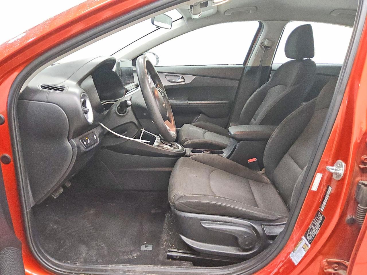 2022 Kia Forte Lxs Orange vin: 3KPF24AD0NE495585