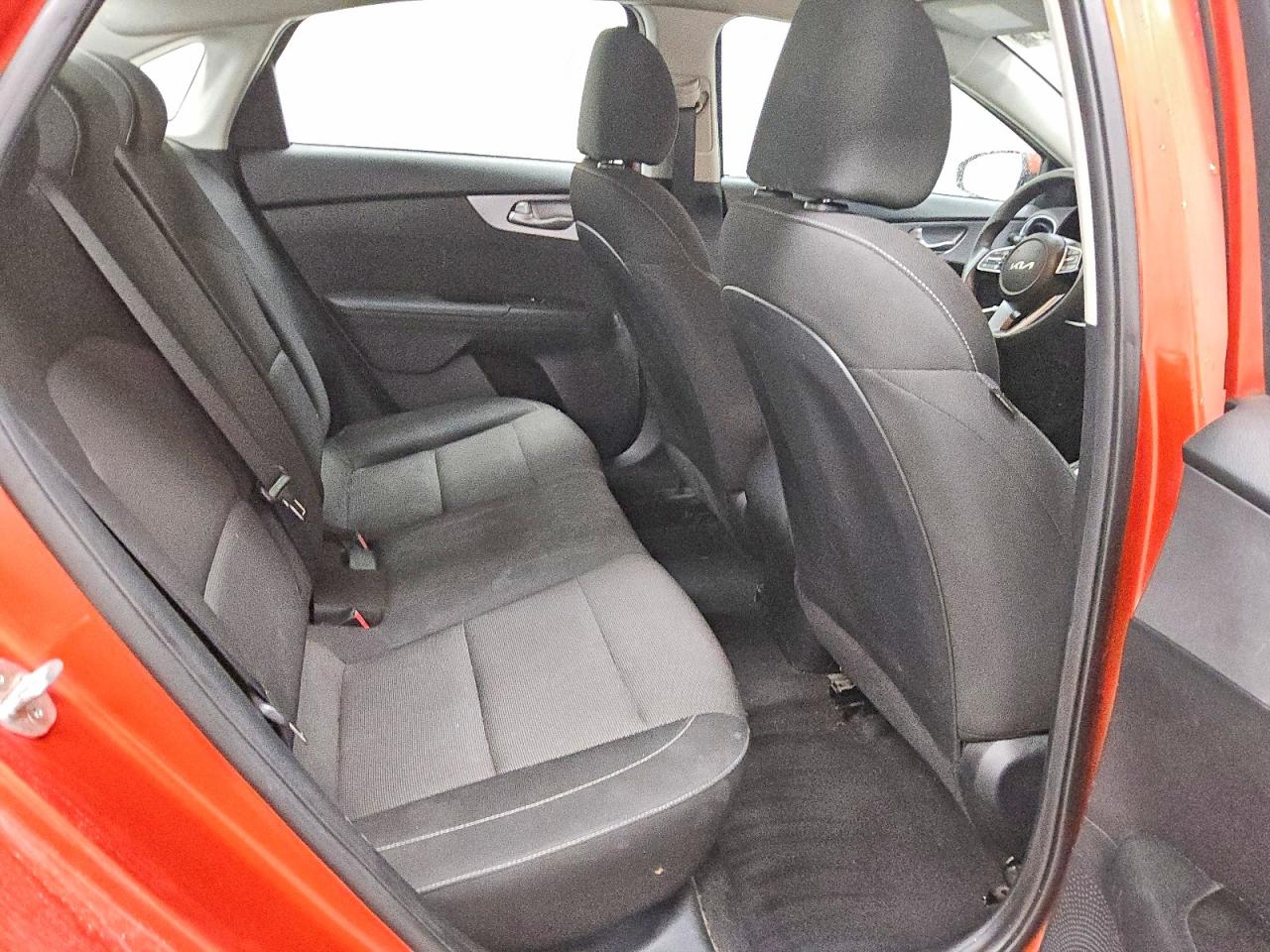 2022 Kia Forte Lxs Orange vin: 3KPF24AD0NE495585