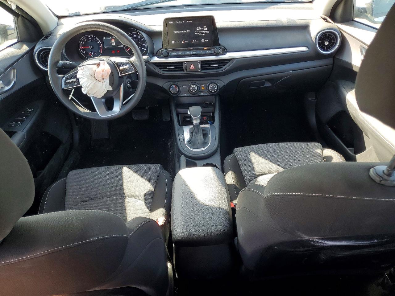 2024 Kia Forte Lxs White vin: 3KPF24AD0RE696392