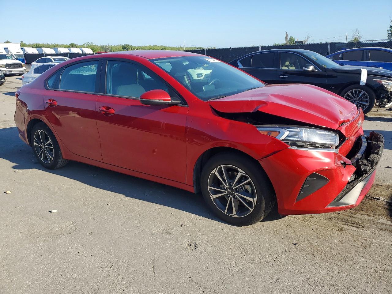 2024 Kia Forte Lxs Red vin: 3KPF24AD0RE783726
