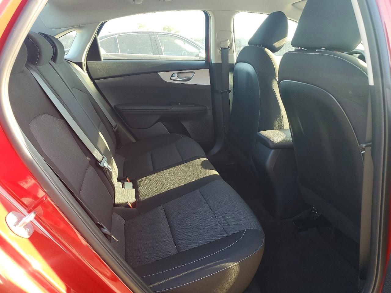 2024 Kia Forte Lxs Red vin: 3KPF24AD0RE783726