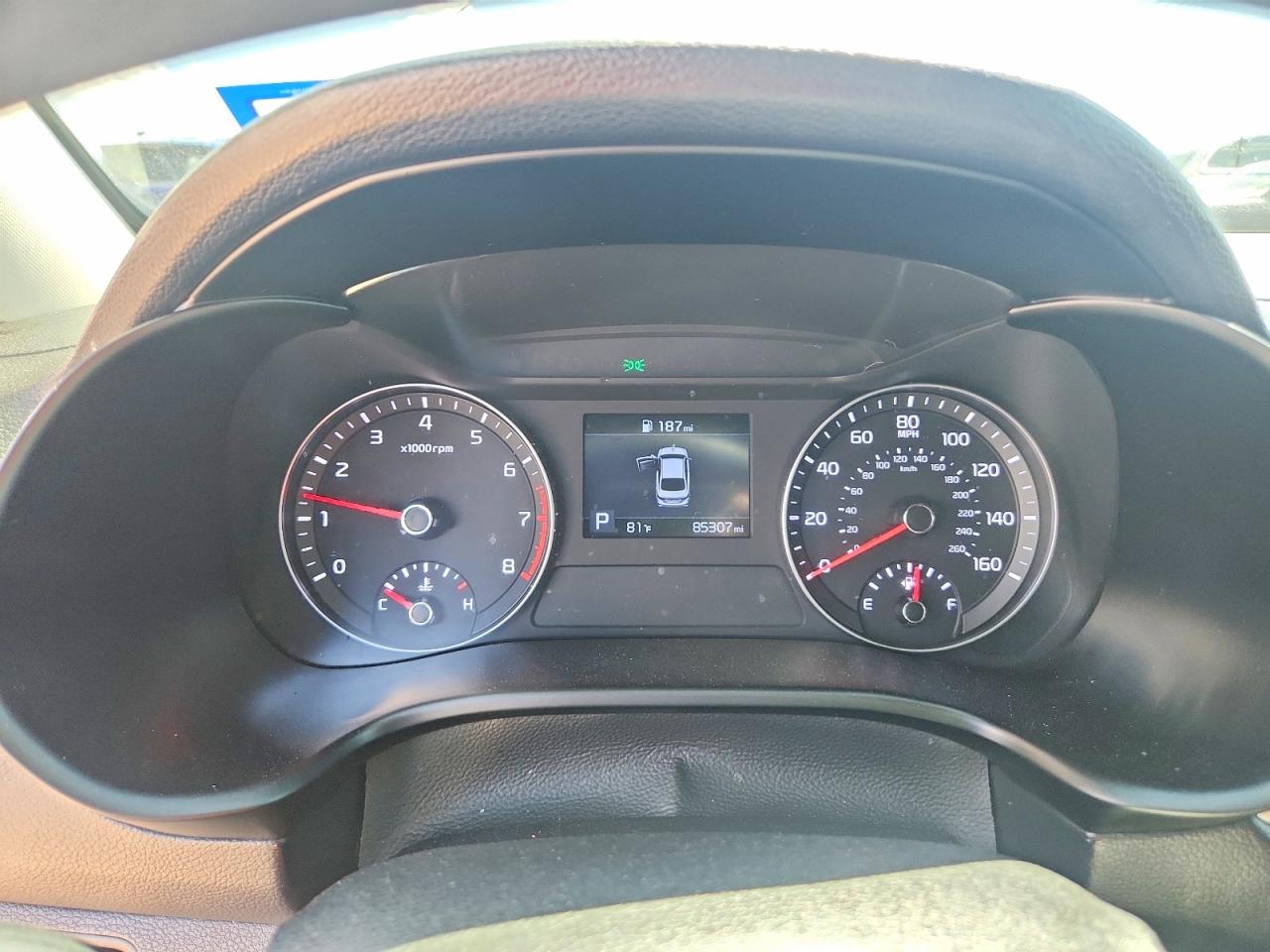 2019 Kia Forte Lxs White vin: 3KPF24AD1KE077242