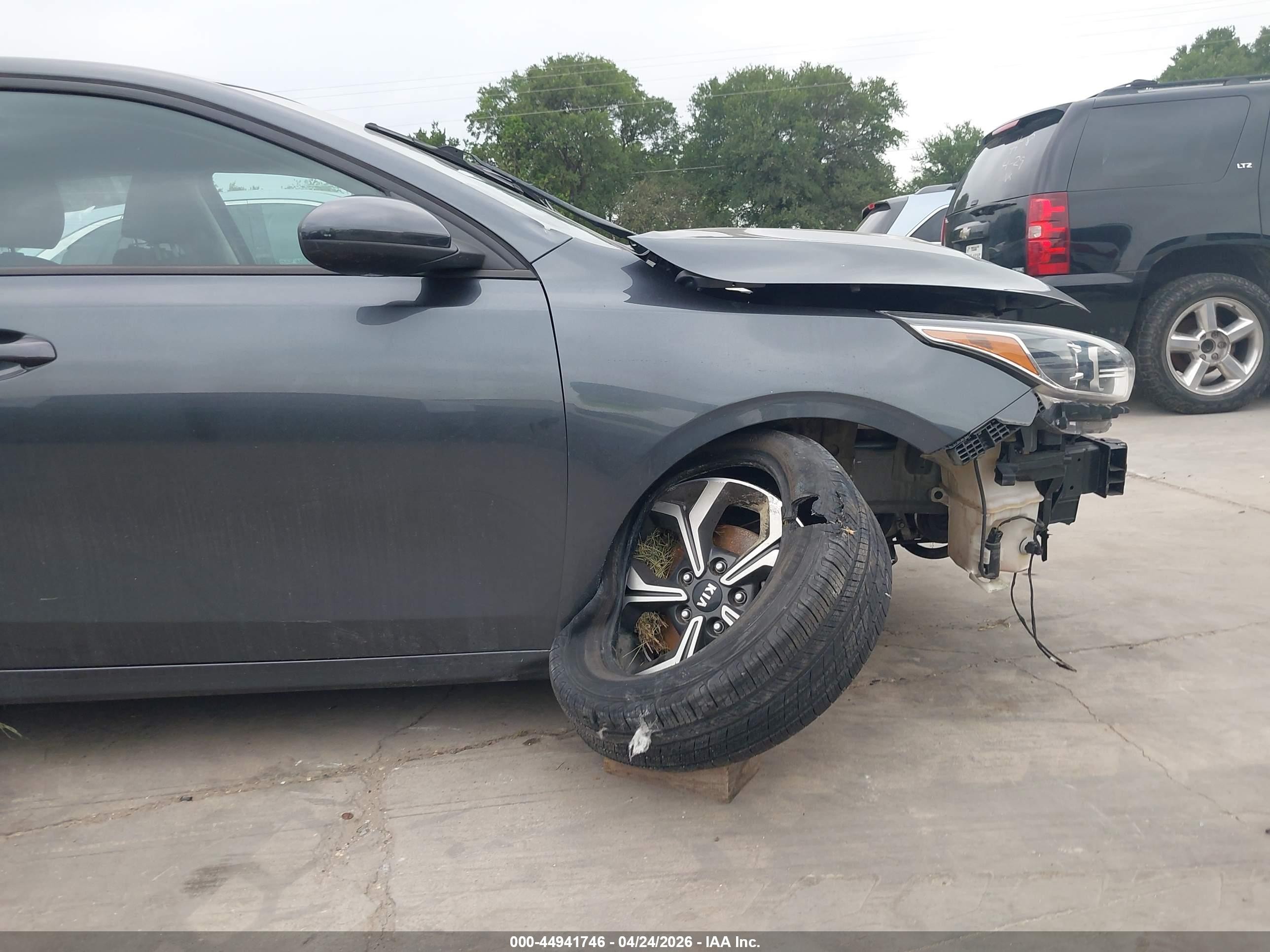 2020 Kia Forte Lxs Gray vin: 3KPF24AD1LE141426