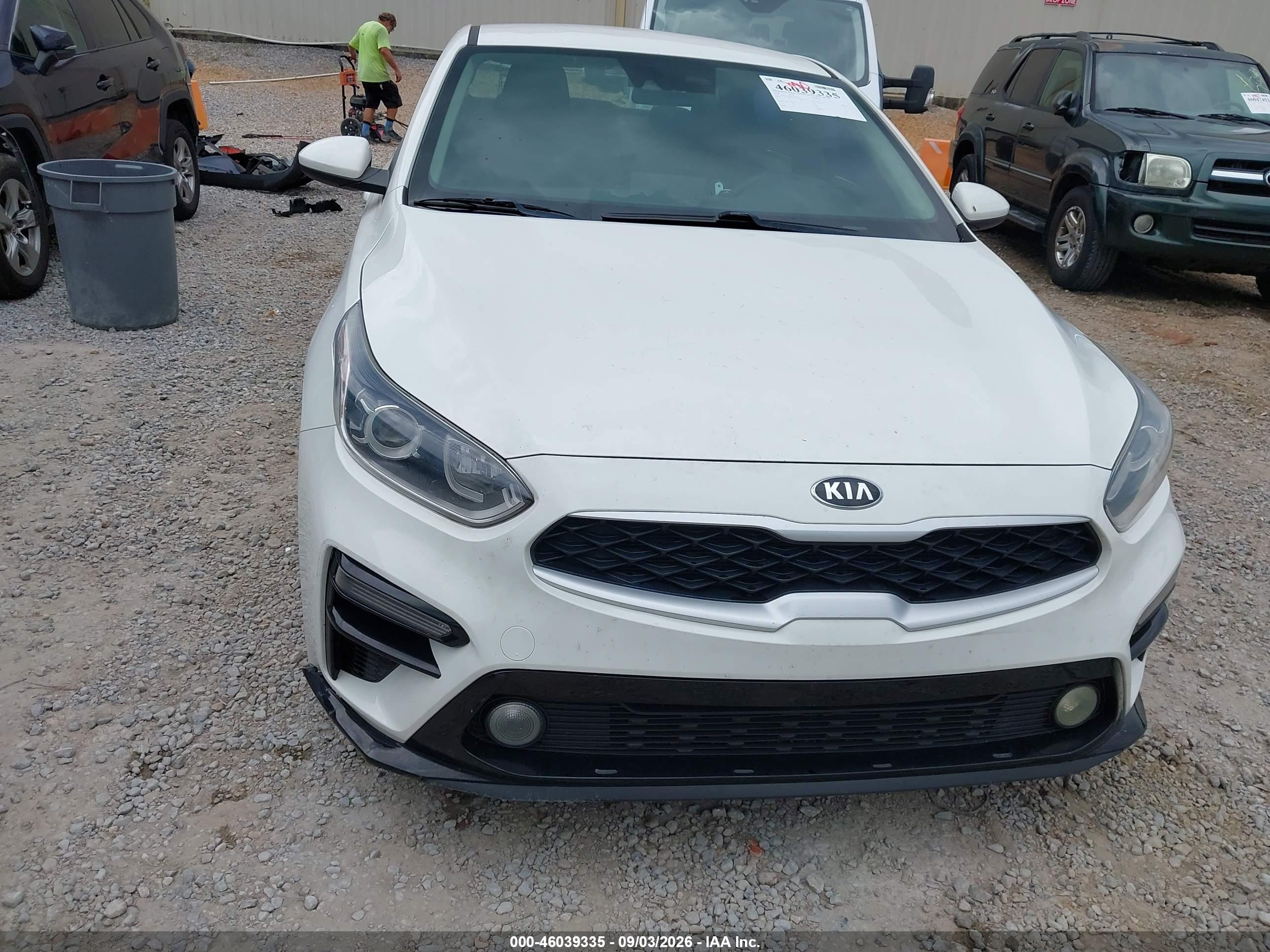2020 Kia Forte Lxs White vin: 3KPF24AD1LE205979