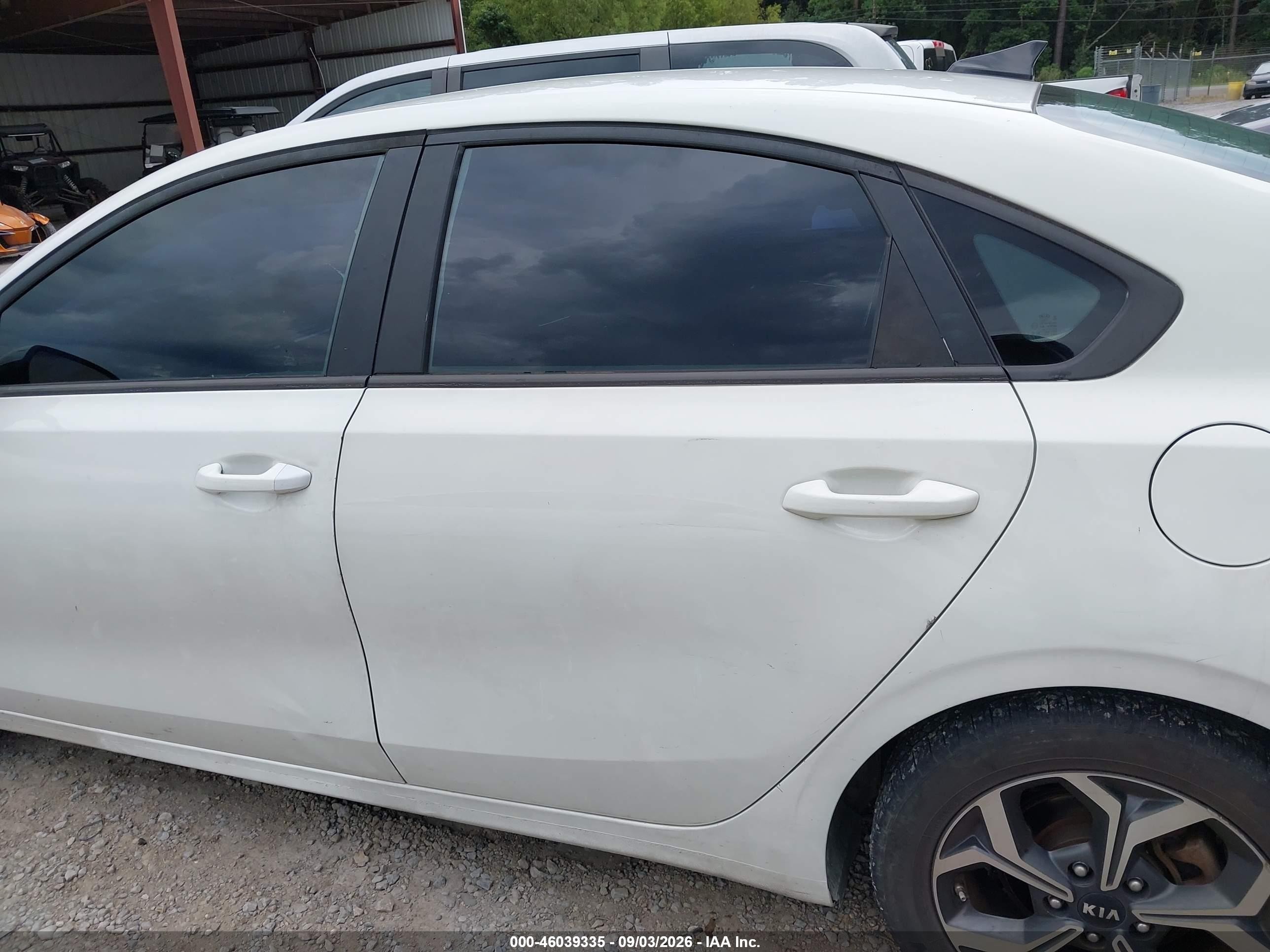 2020 Kia Forte Lxs White vin: 3KPF24AD1LE205979
