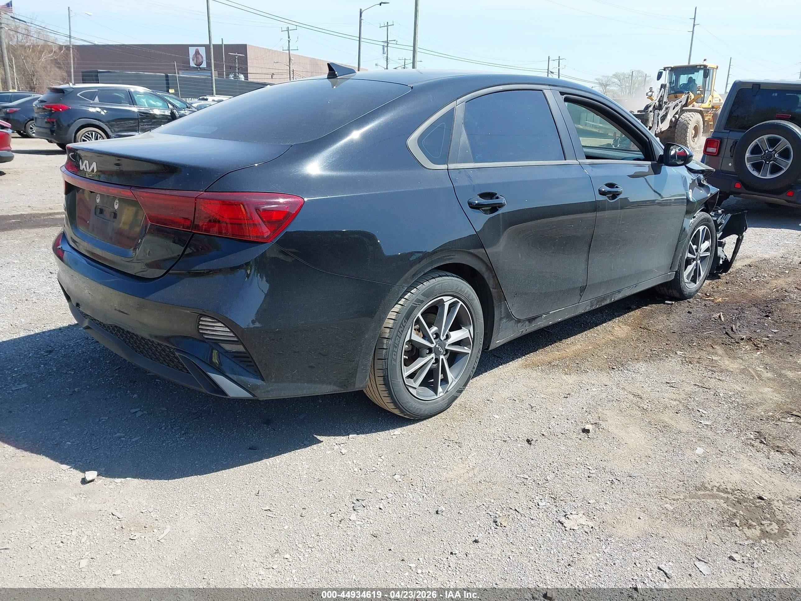 2022 Kia Forte Lxs Черный vin: 3KPF24AD1NE456388