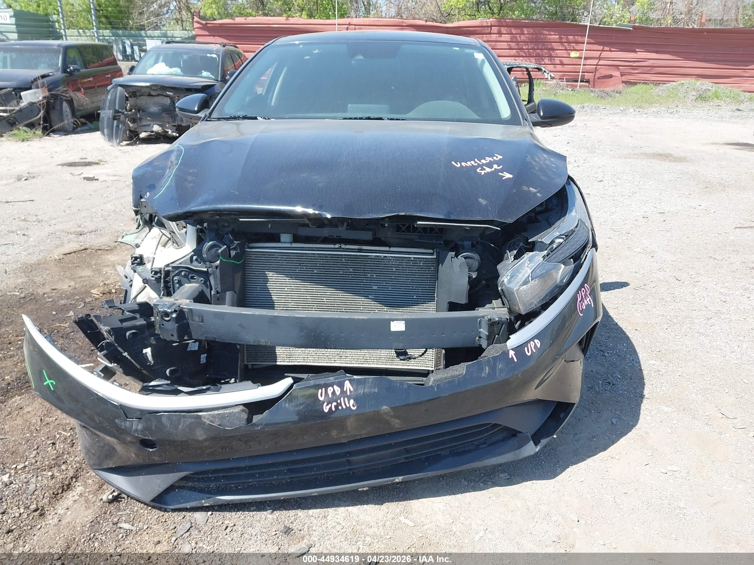 2022 Kia Forte Lxs Черный vin: 3KPF24AD1NE456388