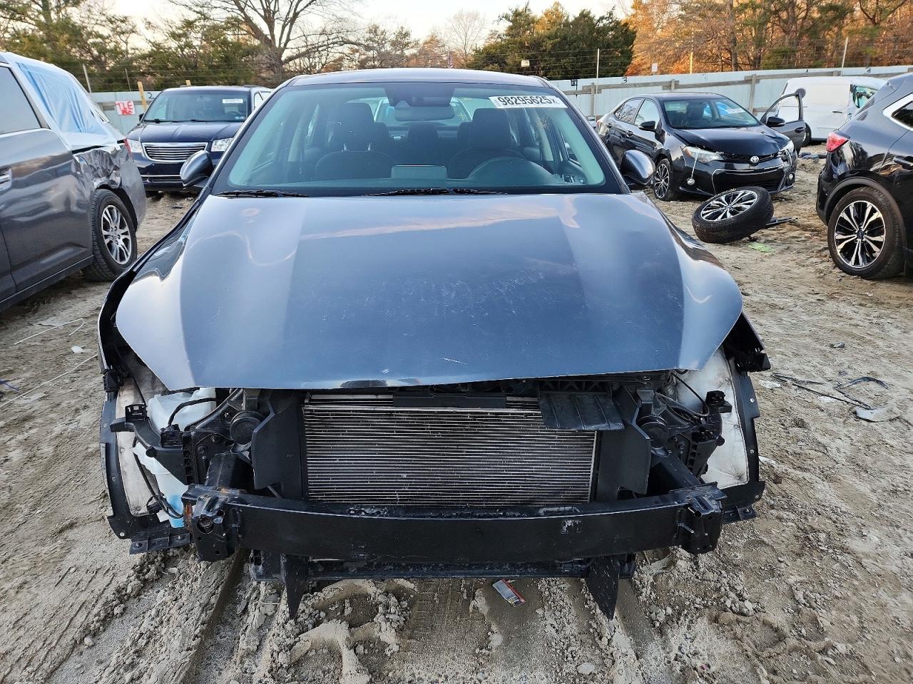 2022 Kia Forte Lxs Gray vin: 3KPF24AD1NE462160