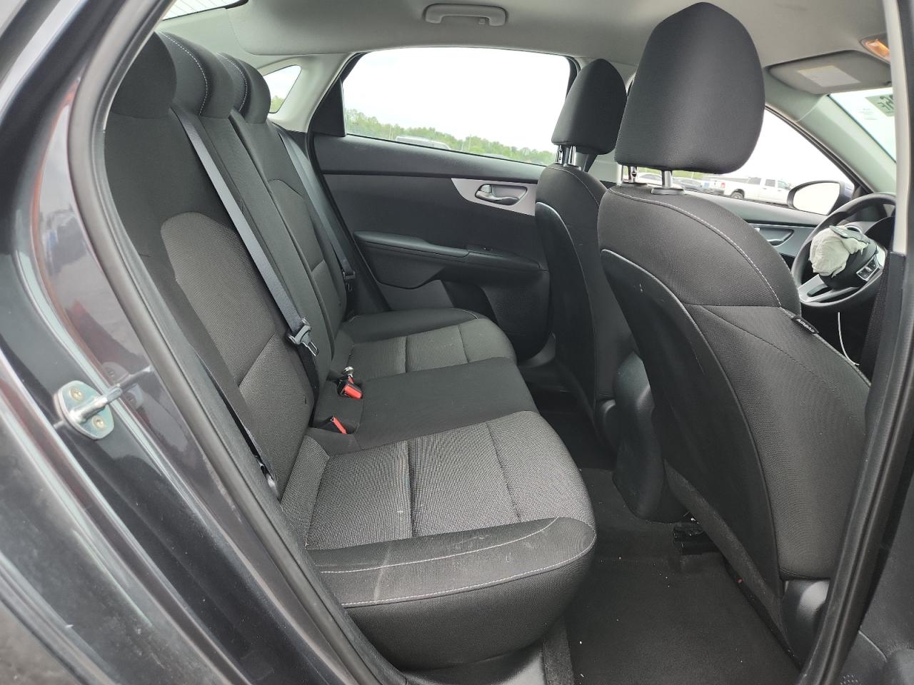2023 Kia Forte Lxs Gray vin: 3KPF24AD1PE505320