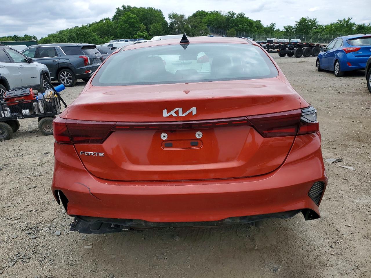 2023 Kia Forte Lxs Orange vin: 3KPF24AD1PE571446