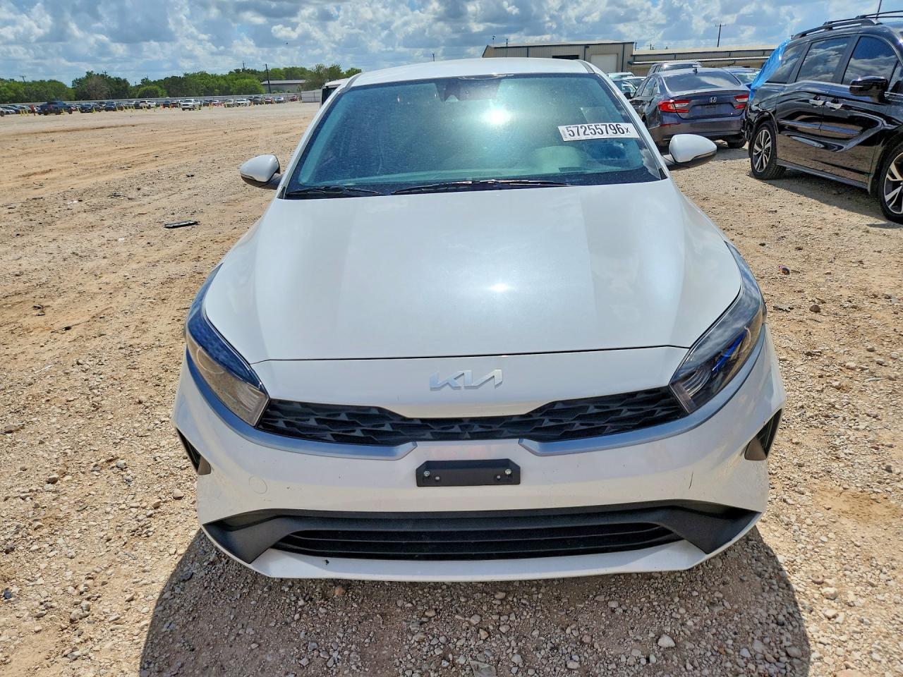 2023 Kia Forte Lxs White vin: 3KPF24AD1PE688220
