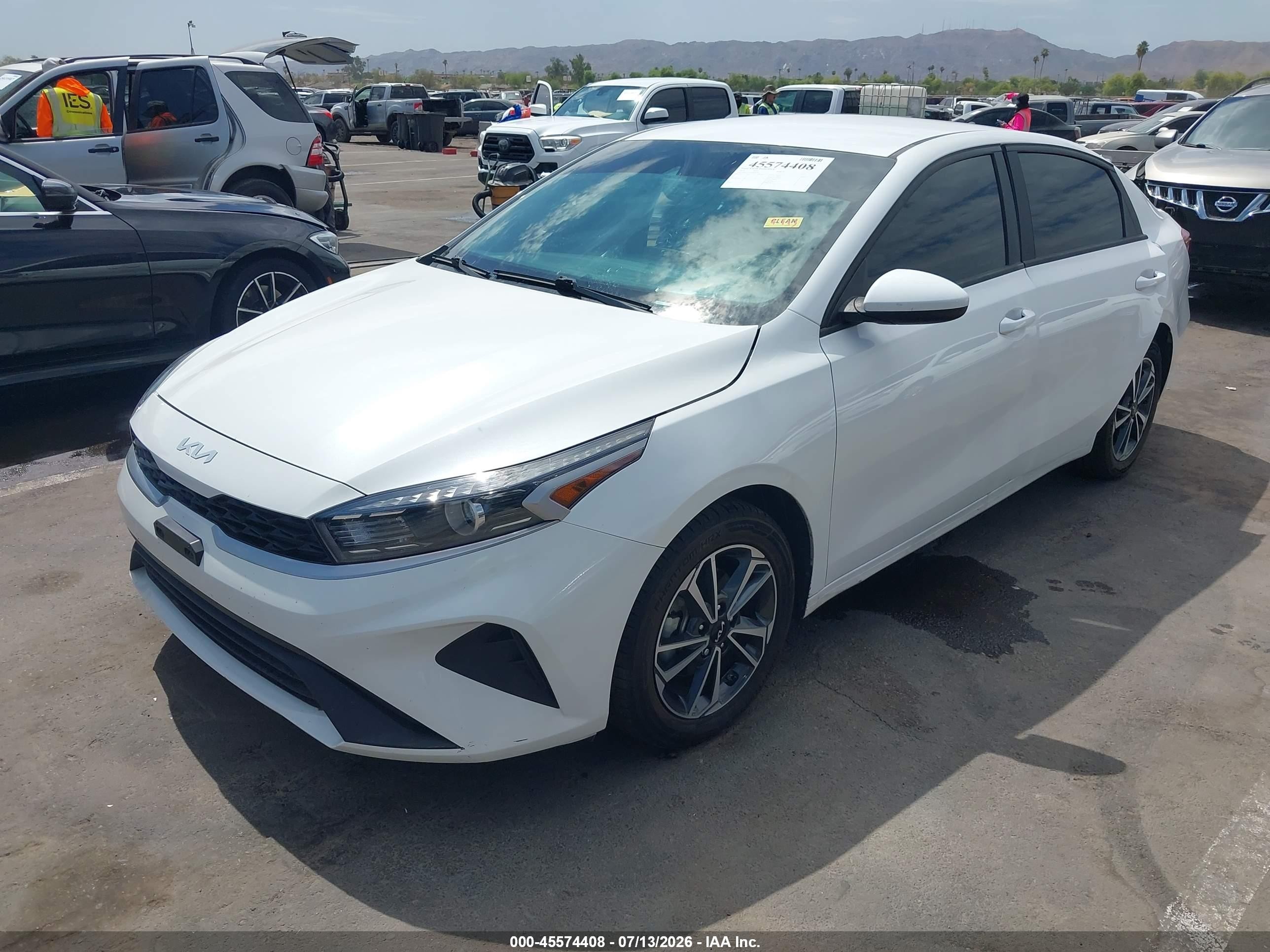 2023 Kia Forte Lxs White vin: 3KPF24AD1PE692543
