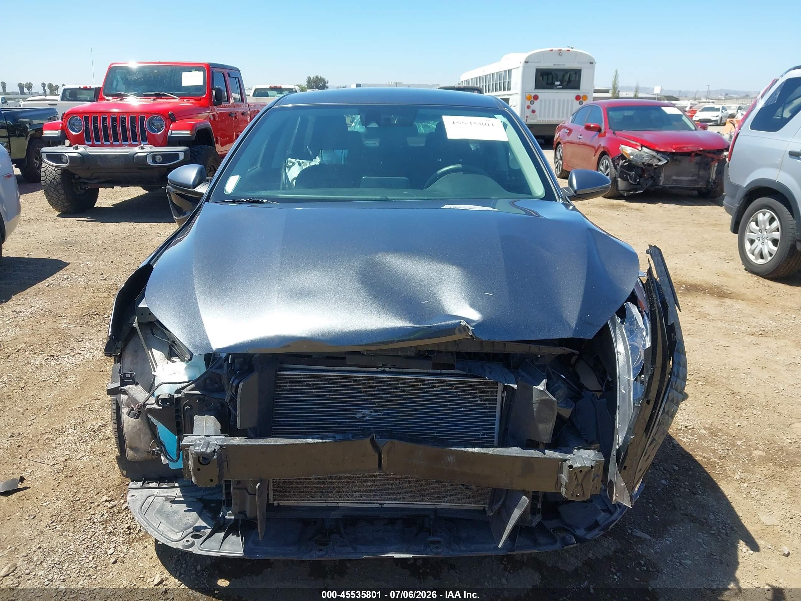 2024 Kia Forte Lxs Gray vin: 3KPF24AD1RE768619