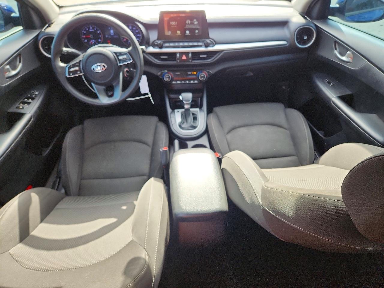 2019 Kia Forte Lxs Blue vin: 3KPF24AD2KE050129