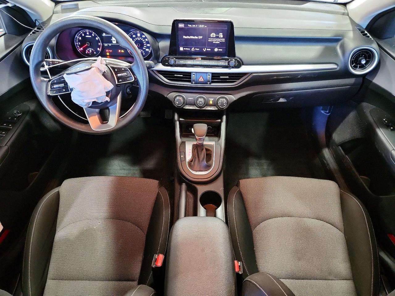 2022 Kia Forte Lxs Gray vin: 3KPF24AD2NE431760