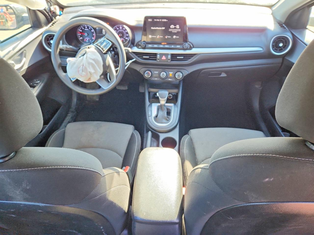 2023 Kia Forte Lxs Gray vin: 3KPF24AD2PE558396