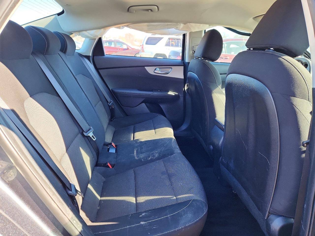 2023 Kia Forte Lxs Gray vin: 3KPF24AD2PE558396