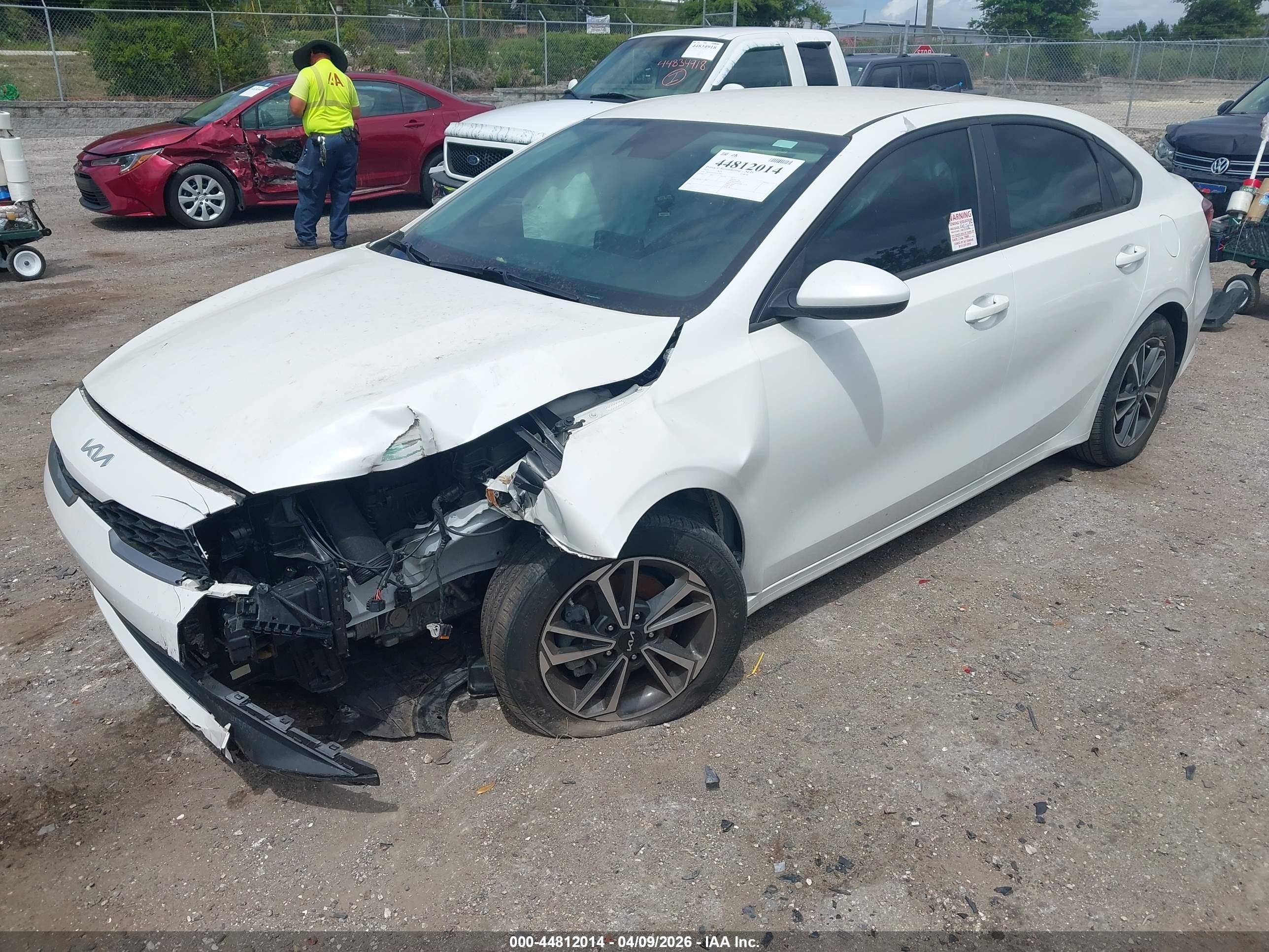 2023 Kia Forte Lxs White vin: 3KPF24AD2PE577661