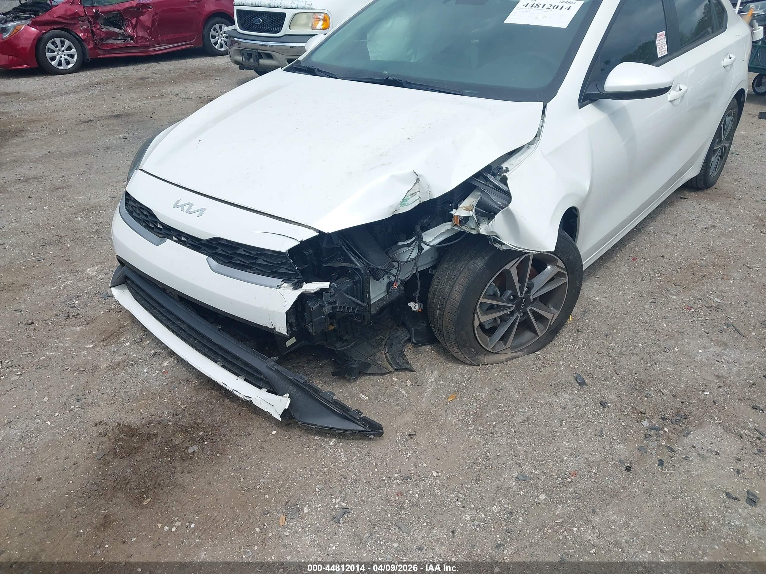 2023 Kia Forte Lxs White vin: 3KPF24AD2PE577661