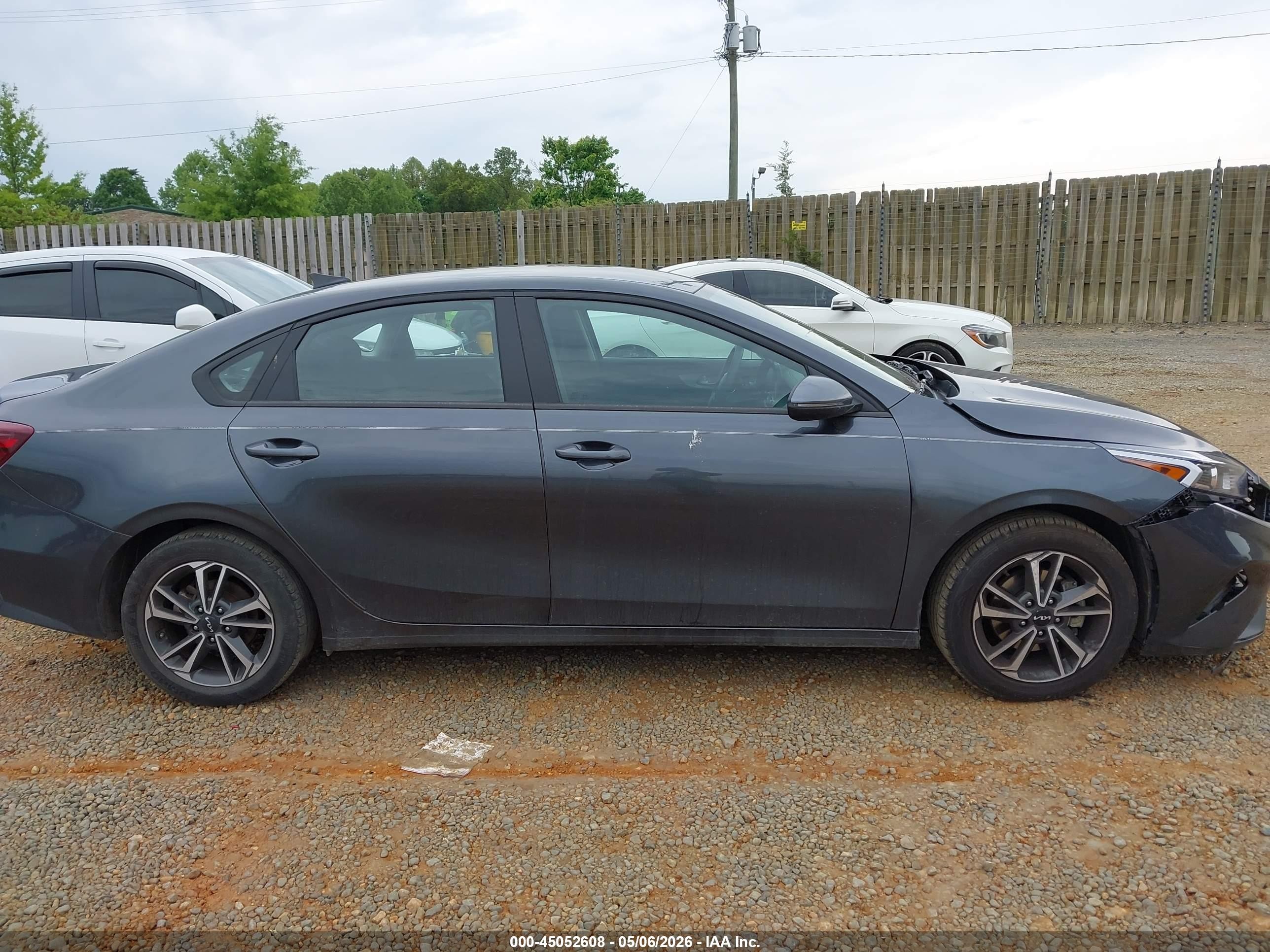 2023 Kia Forte Lxs Зеленый vin: 3KPF24AD2PE639494