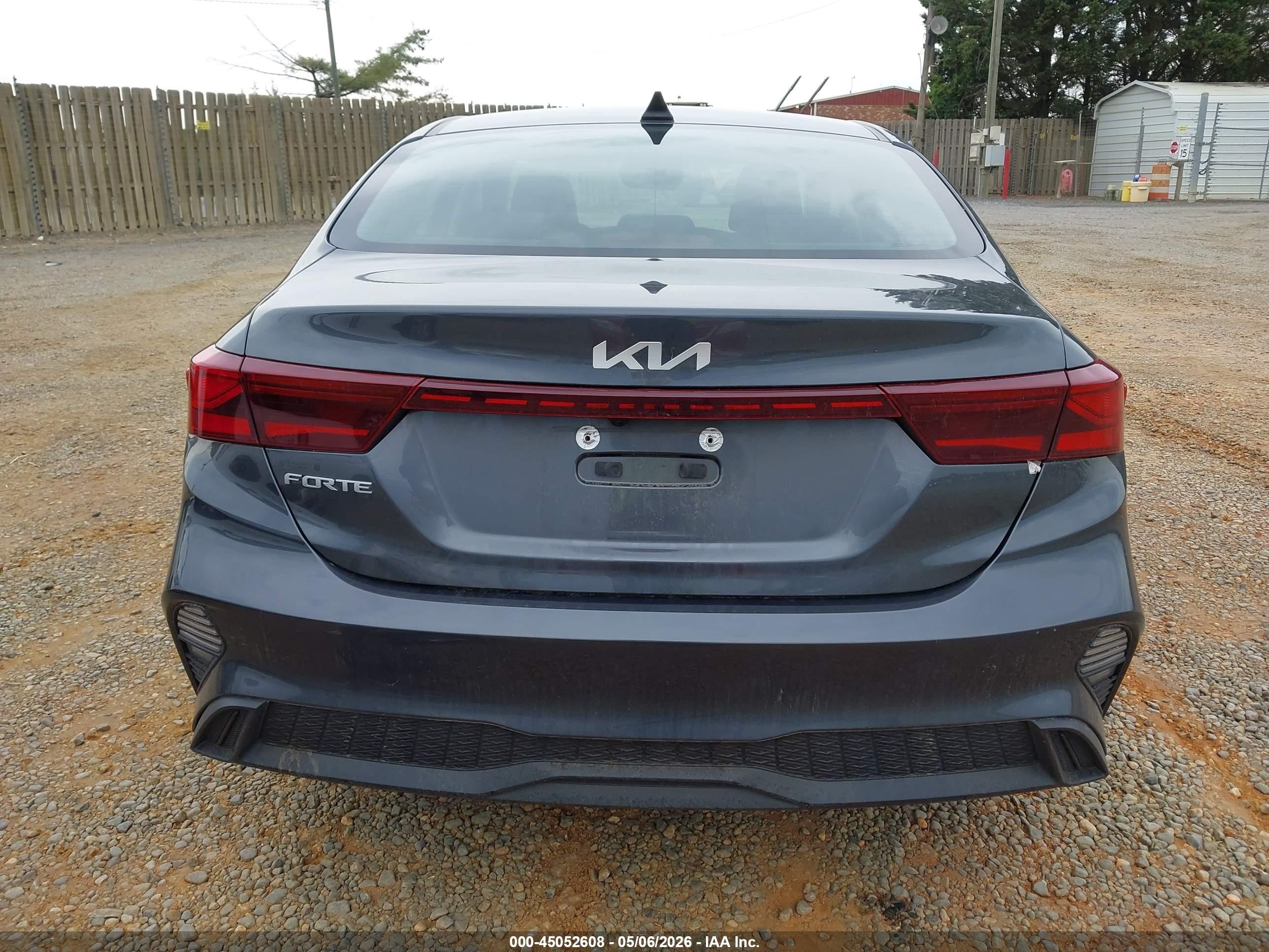 2023 Kia Forte Lxs Зеленый vin: 3KPF24AD2PE639494