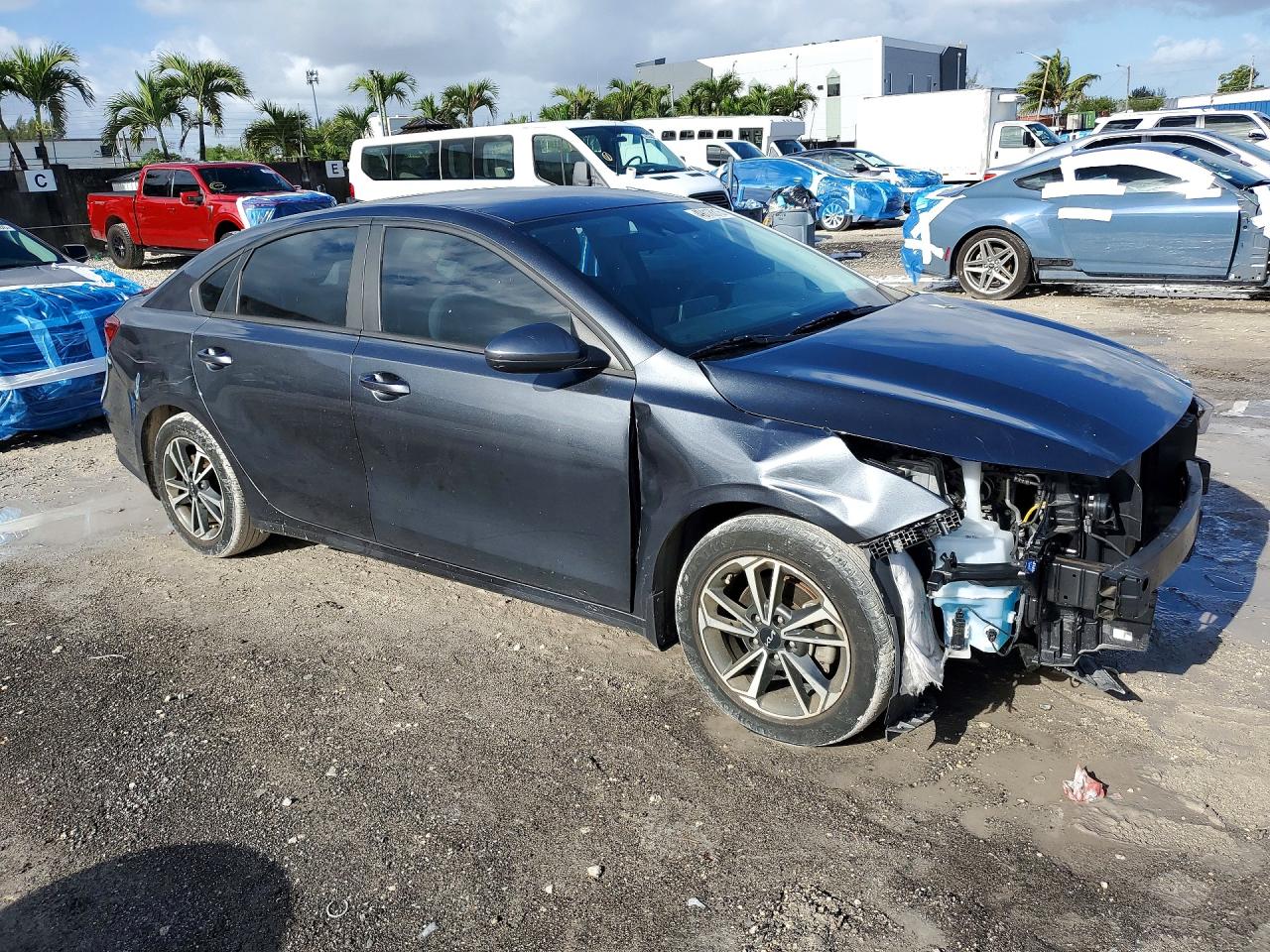 2023 Kia Forte Lxs Gray vin: 3KPF24AD2PE655193