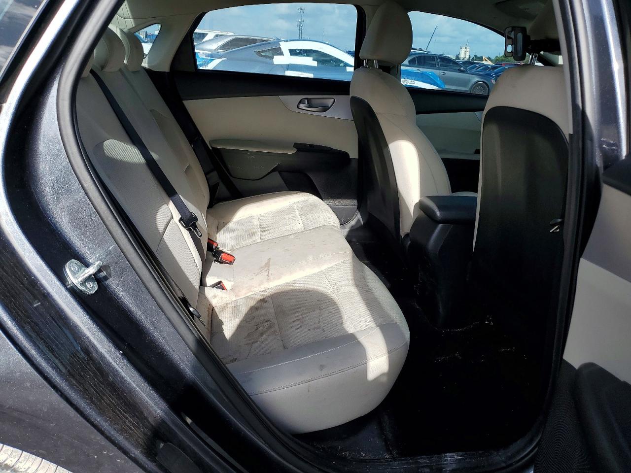2023 Kia Forte Lxs Gray vin: 3KPF24AD2PE655193