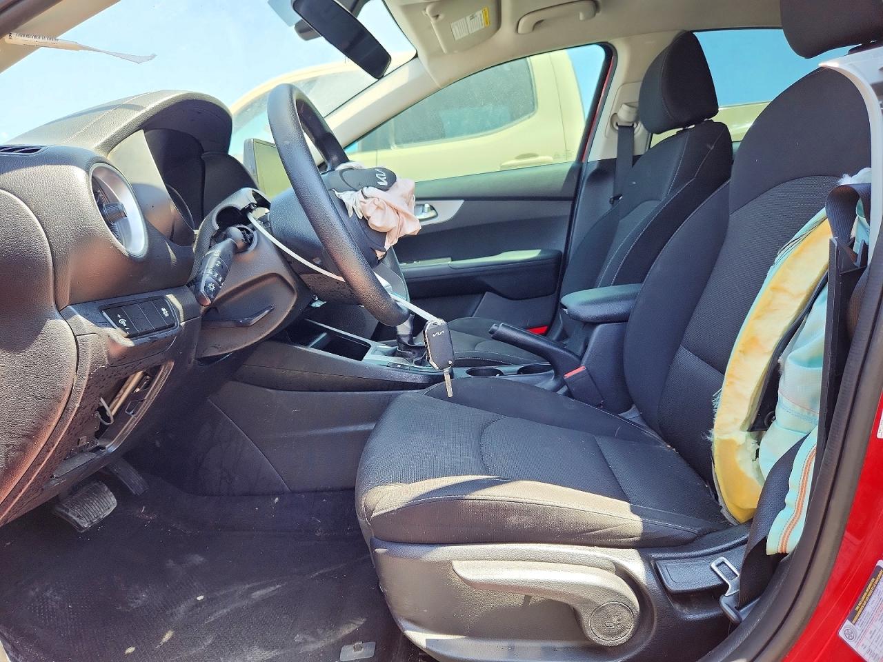 2023 Kia Forte Lxs Red vin: 3KPF24AD2PE682393