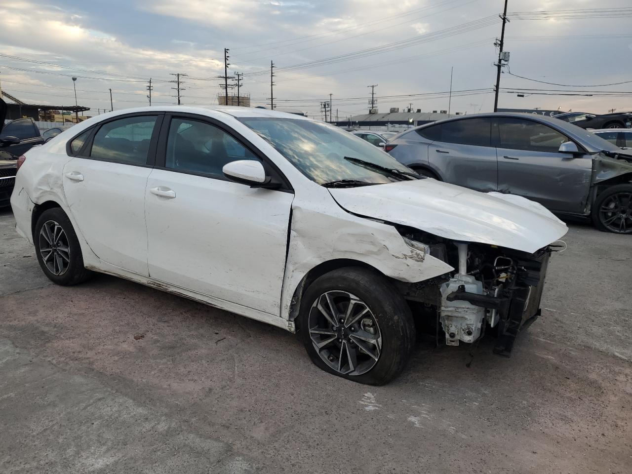2023 Kia Forte Lx White vin: 3KPF24AD2PE690736