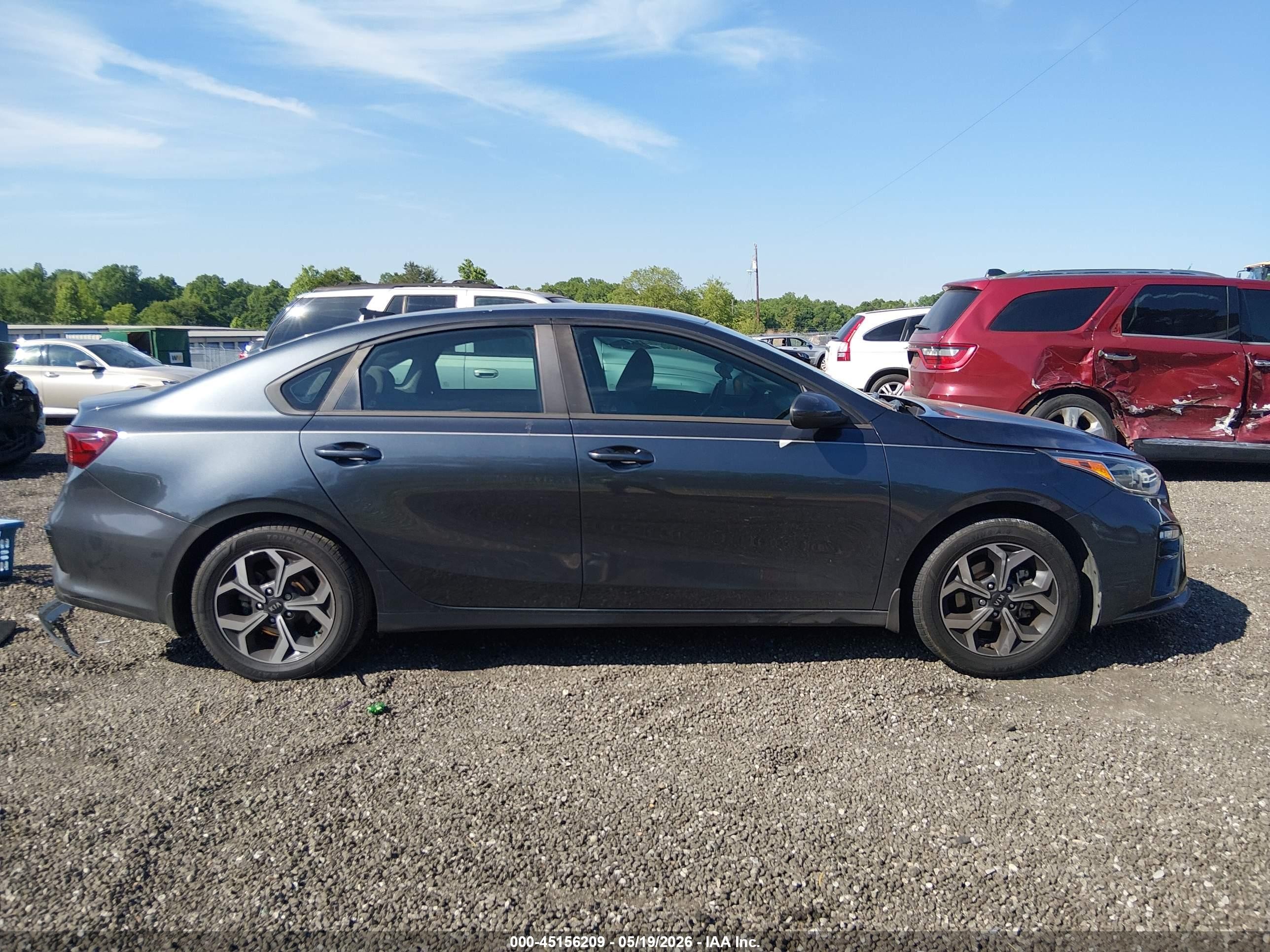 2019 Kia Forte Lxs Gray vin: 3KPF24AD3KE014725