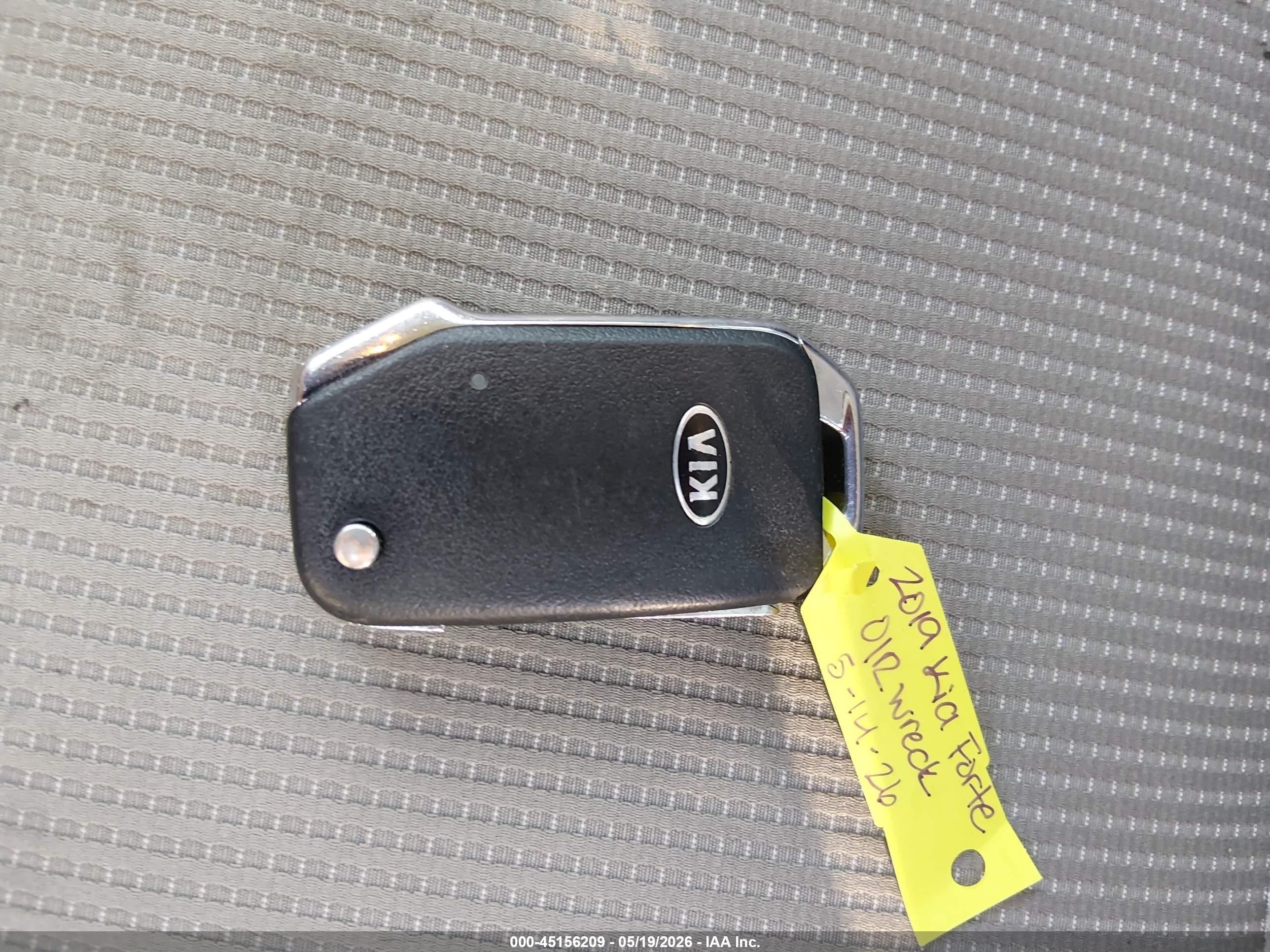 2019 Kia Forte Lxs Gray vin: 3KPF24AD3KE014725