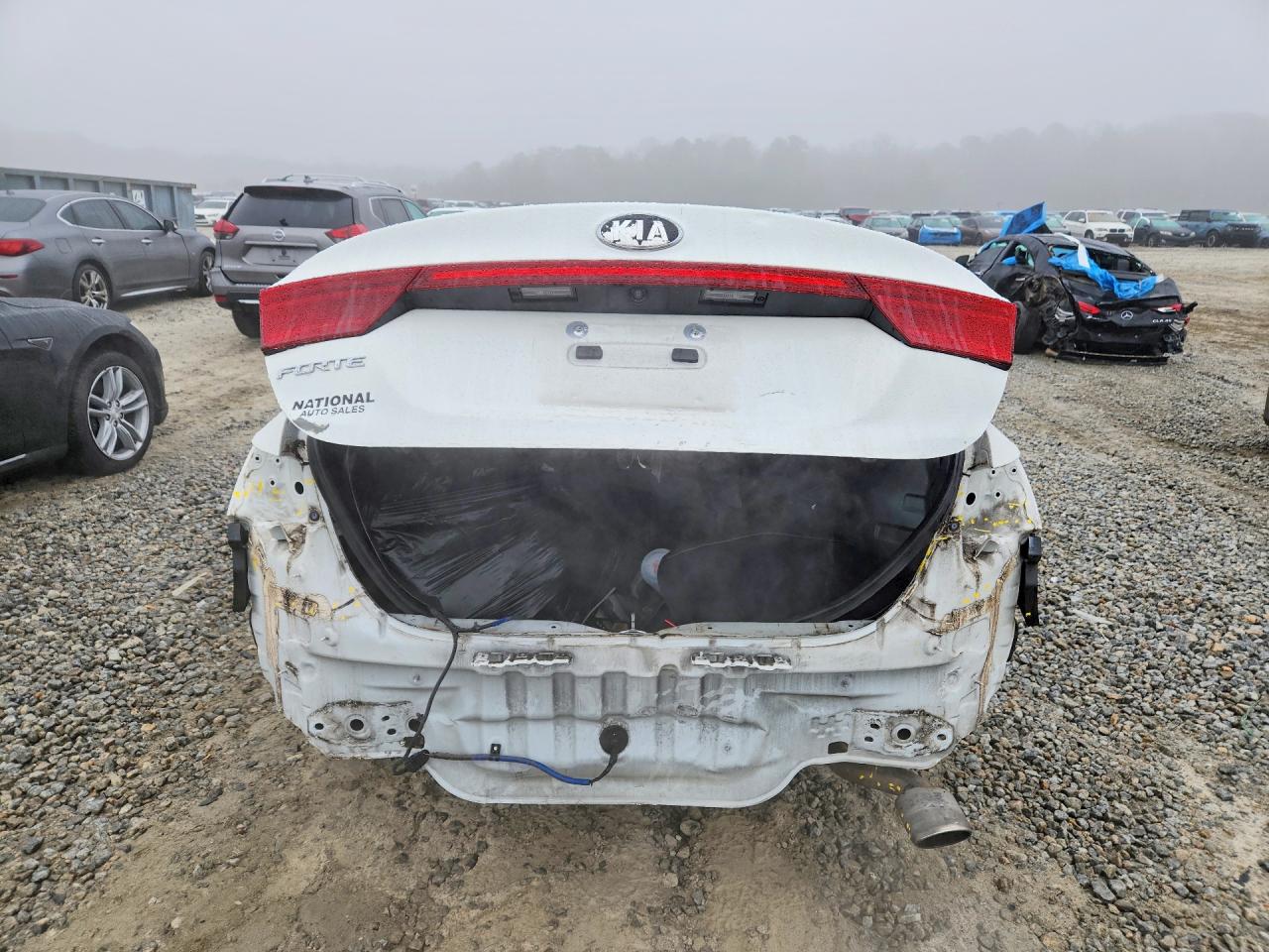 2019 Kia Forte Lxs Белый vin: 3KPF24AD3KE078649