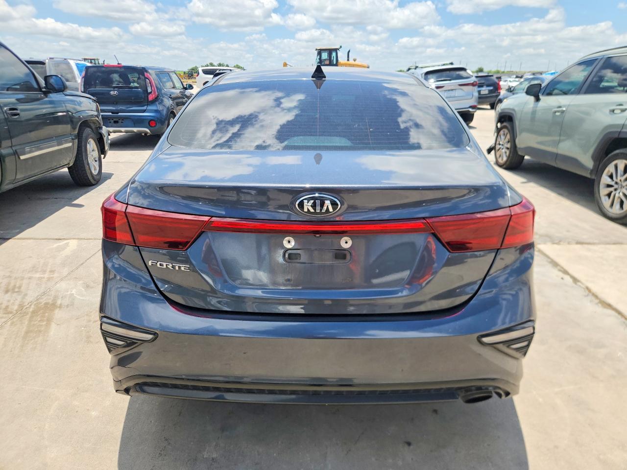 2020 Kia Forte Lxs Gray vin: 3KPF24AD3LE219592