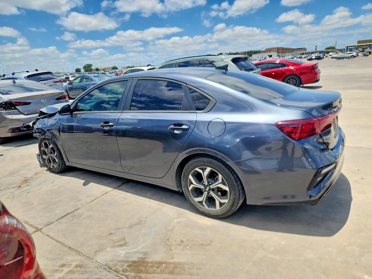 2020 Kia Forte Lxs Gray vin: 3KPF24AD3LE219592