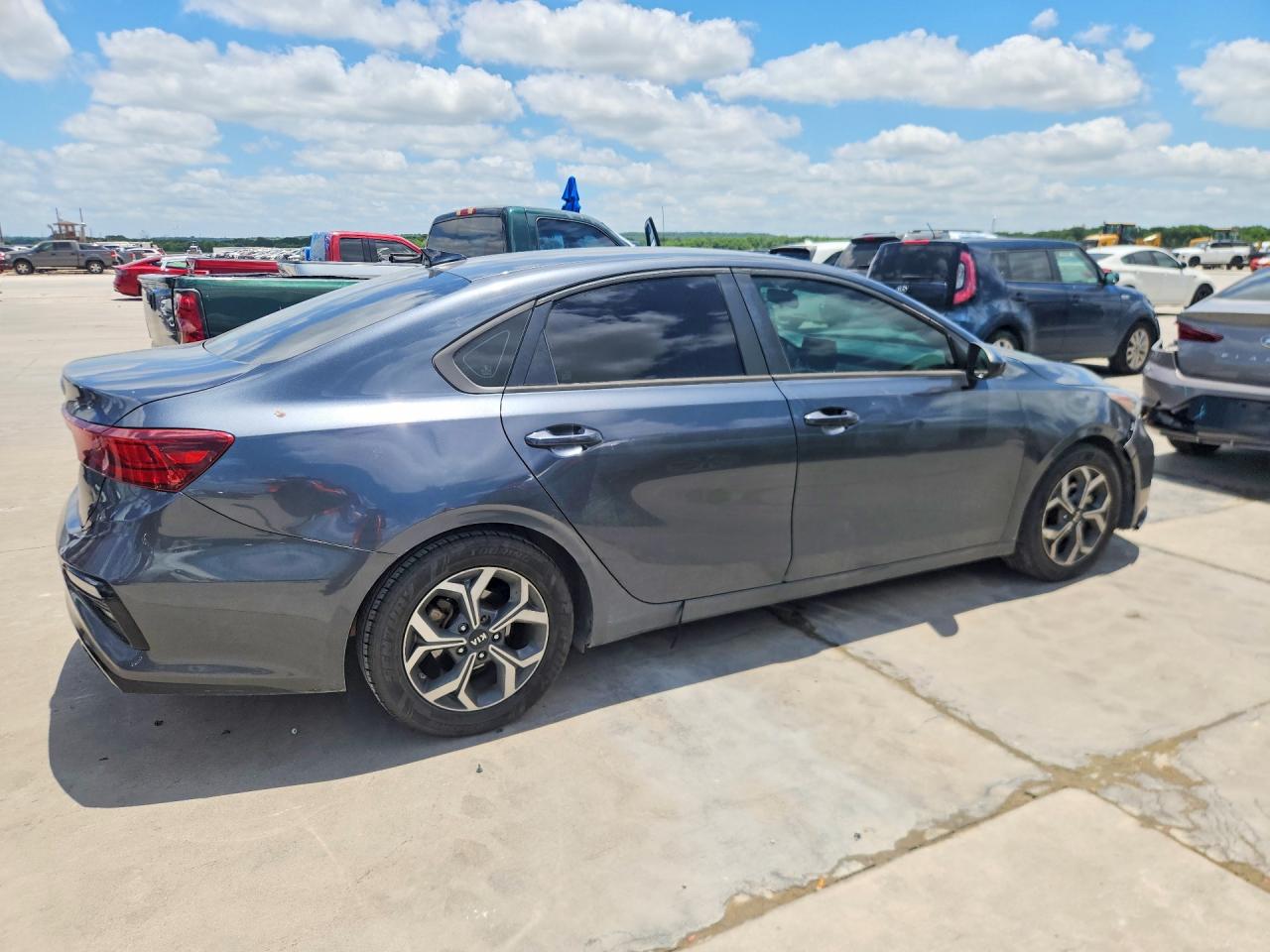 2020 Kia Forte Lxs Gray vin: 3KPF24AD3LE219592