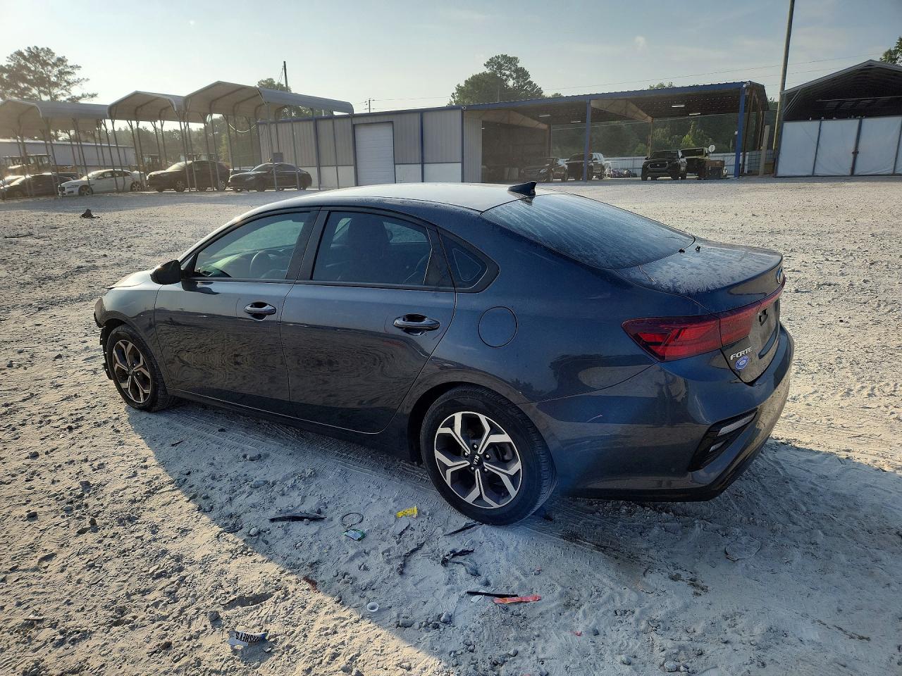 2020 Kia Forte Black vin: 3KPF24AD3LE252396