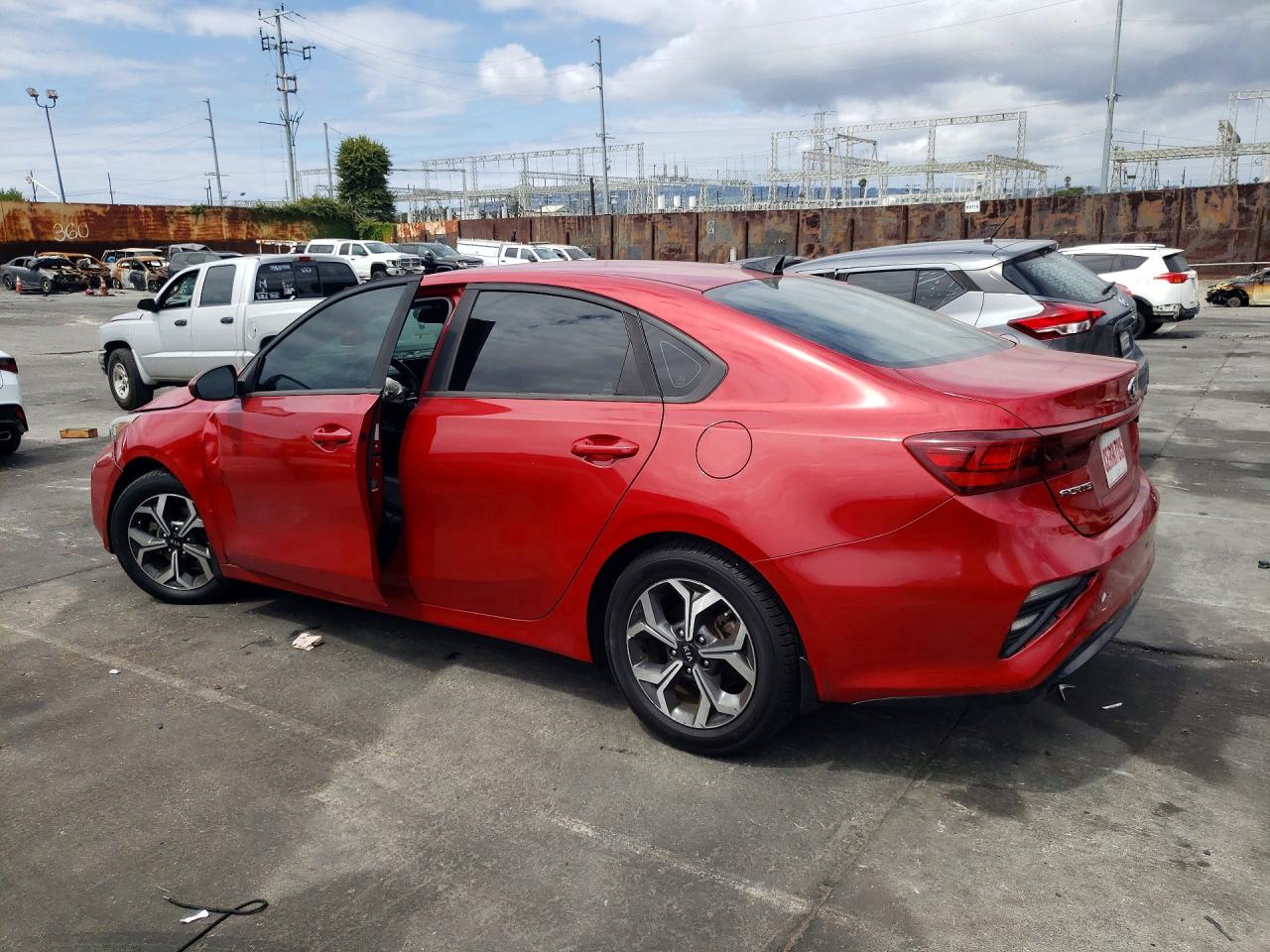 2021 Kia Forte Lxs Red vin: 3KPF24AD3ME330015