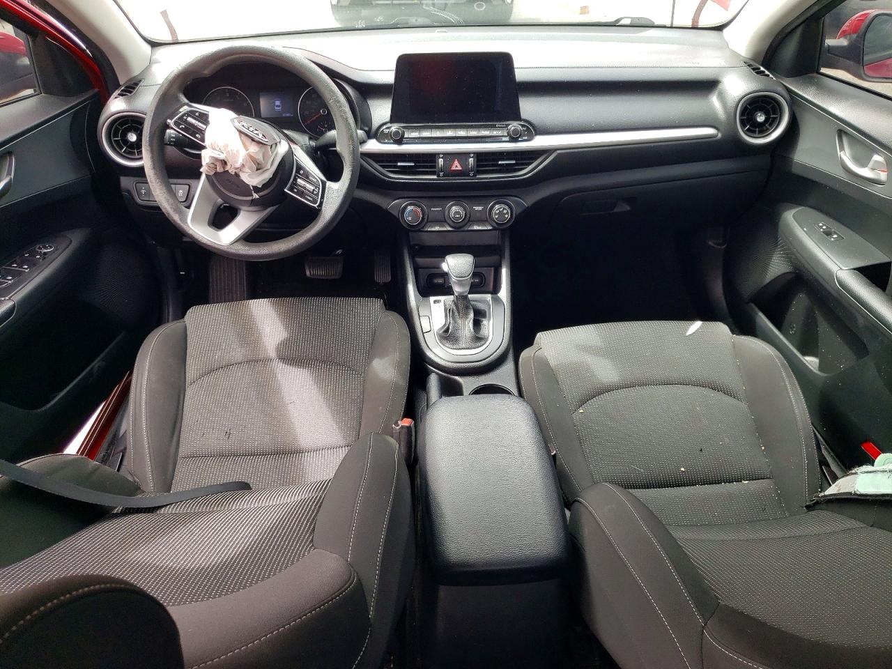 2021 Kia Forte Lxs Red vin: 3KPF24AD3ME330015