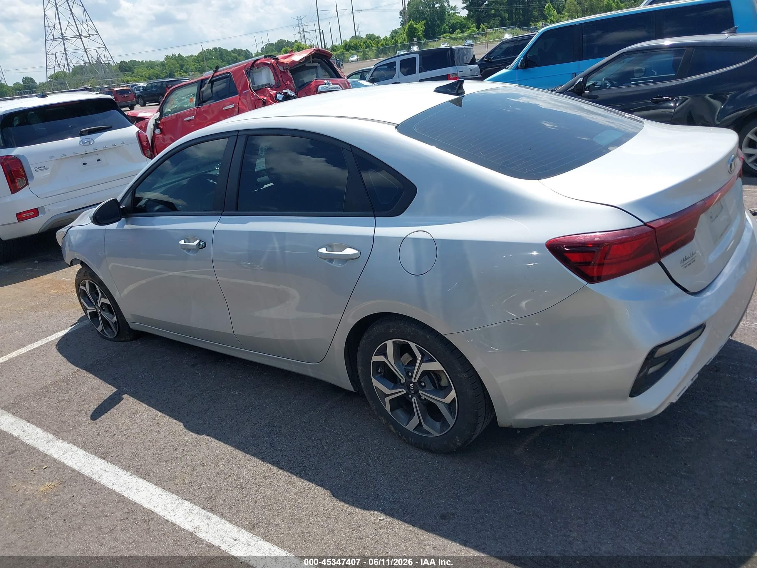 2021 Kia Forte Lxs Gray vin: 3KPF24AD3ME334503