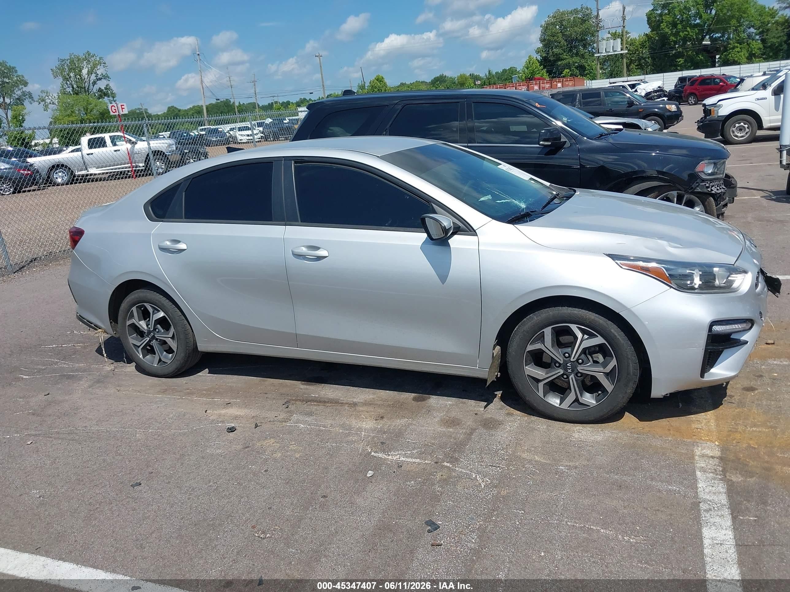 2021 Kia Forte Lxs Gray vin: 3KPF24AD3ME334503